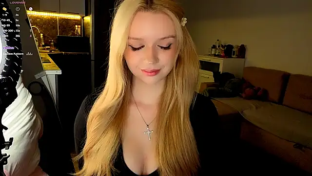 viyy Chat XXX live