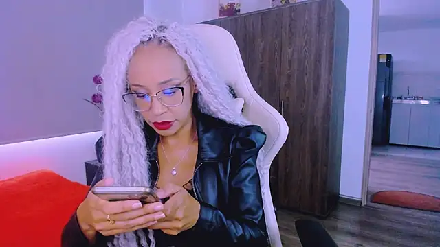 ScarlettMalbec's Live XXX Chat