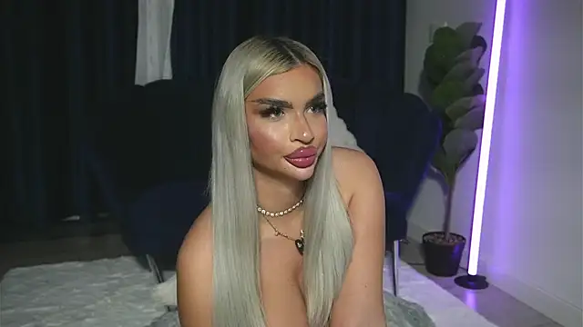 ChrystalCaden Live XXX chat