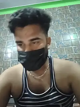 XXX chat uživo modela TNTBOSS01