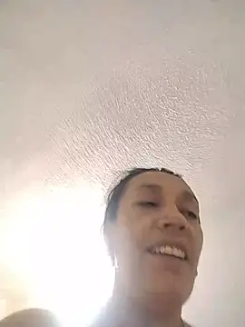 Shantey_Laurent Adlı Modelin Canlı XXX Sohbeti