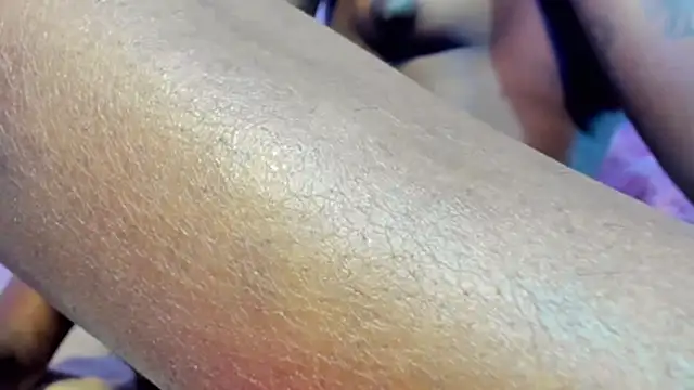 HUGE_BLACKCOCK élő XXX-chatje