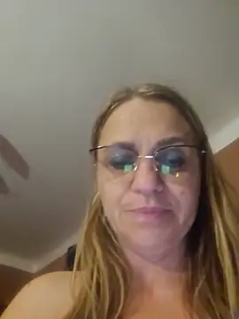 Chat XXX en directo de BLONDKICIA1