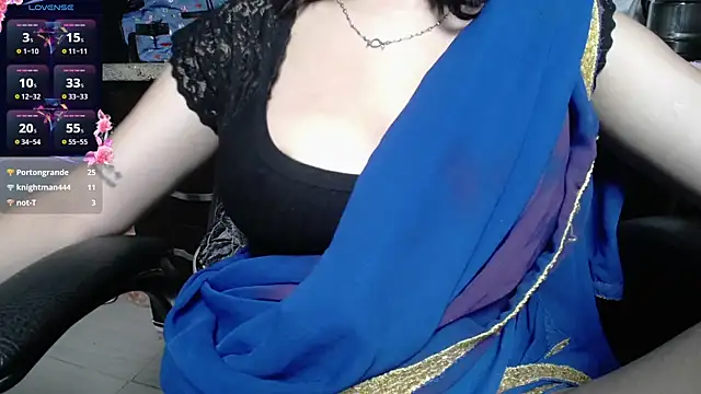 Chatroom XXX en direct de kashvi_