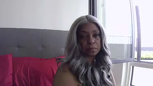 MSweetLindaParks Chat XXX in diretta