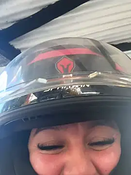_kathaLopez_ 现场XXX聊天