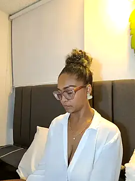 BiiancaEstradaa's Live XXX Chat