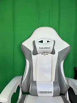 Chat +18 de DD-101 ao vivo