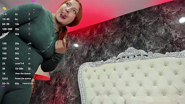 Chat +18 de MirandaSould ao vivo