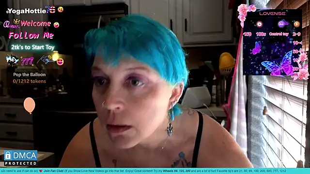 YogaHottie76's Live XXX Chat