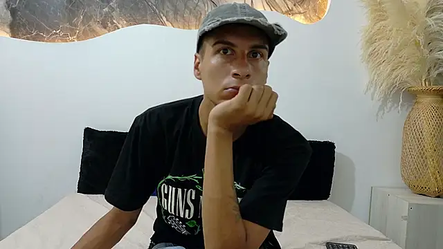 cameronsilverman 现场XXX聊天