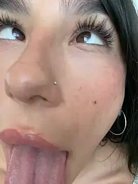 Czat XXX na żywo – LoveLillyy