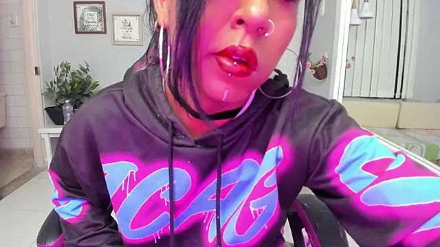 Nahomy_Collins_ Chat XXX live