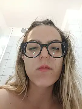 dolcehelena993 Live XXX-Chat