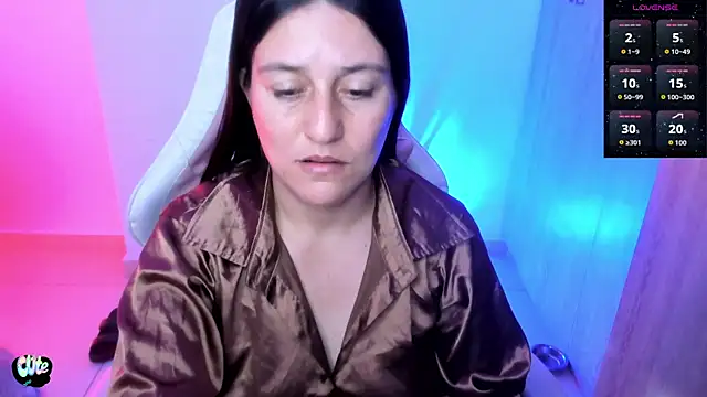 Saskyaa – Naživo XXX chat