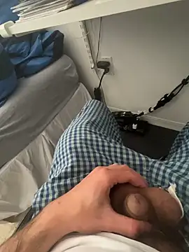 awesomemilkss' Live XXX Chat