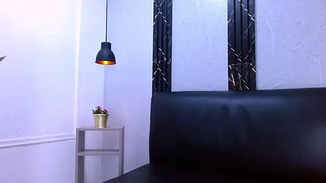 Chatroom XXX en direct de MaxWyatt_