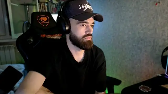 _Serious_Man Live XXX-chat