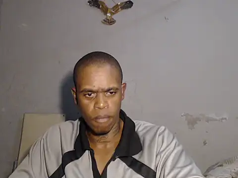 Frank_X_Husle Chat XXX live