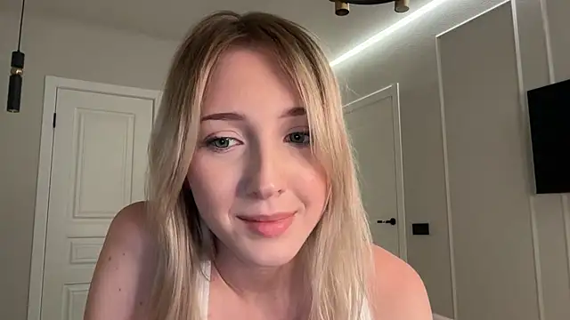 Czat XXX na żywo – Kattie_Petite
