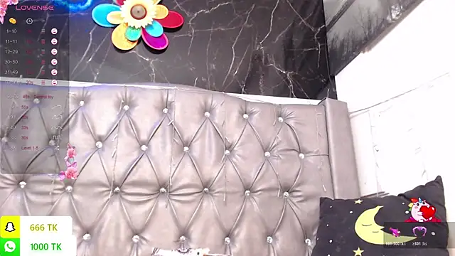 دردشة LAILAGUMMY الجنسية المباشرة
