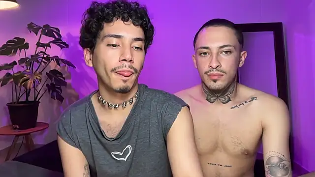 دردشة Noah_and_Steven الجنسية المباشرة
