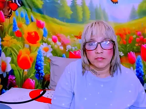 indianroxy Chat XXX live
