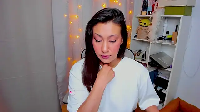 FieryHeart's Live XXX Chat