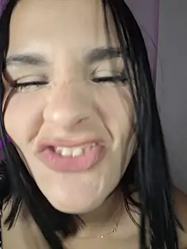 heyshaa's Live XXX Chat