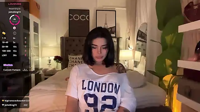 ParisianDoll's Live XXX Chat