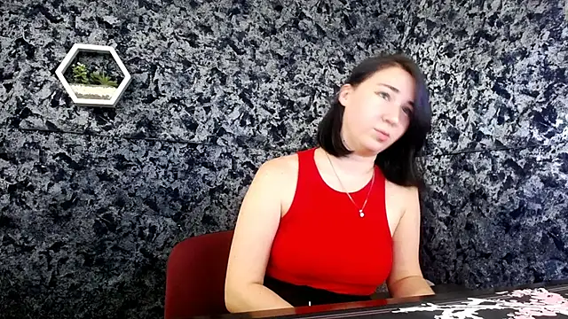 Moon_foxy_ Chat XXX in diretta
