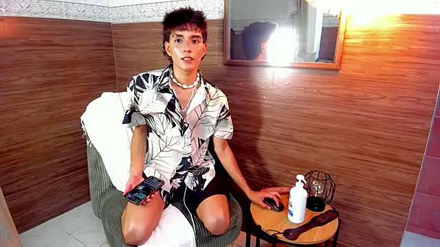 christopher_robin4's Live XXX Chat