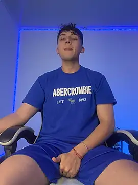 XXX chat uživo modela OLIVER_K