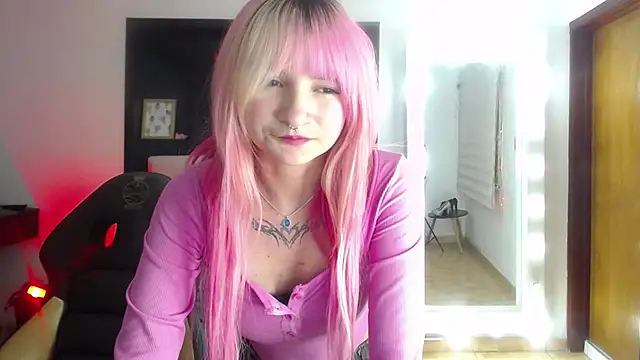 _Charlotte_Collins_ Live XXX-Chat