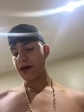 Lander_Cruz Live XXX-Chat