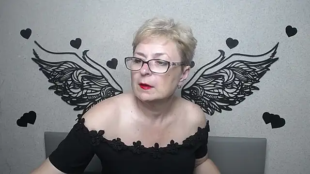Chat +18 de EmiliaGree ao vivo