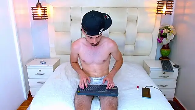 Lucas_Knight's Live XXX Chat
