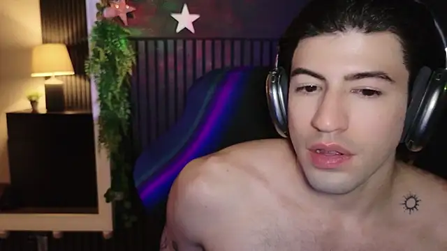 newjeff Chat XXX in diretta