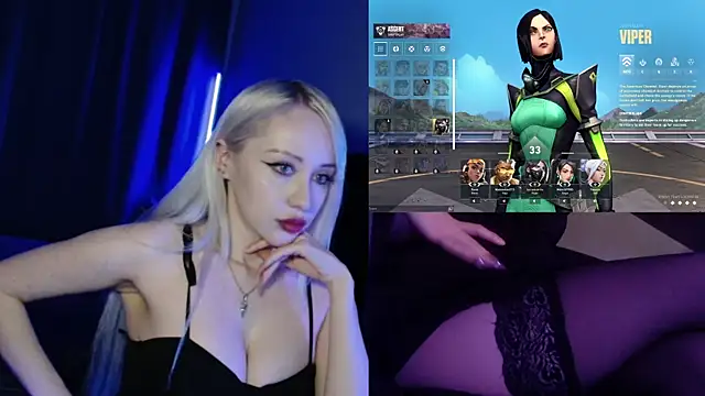 צ'אט XXX בשידור חי של roxxyrowe