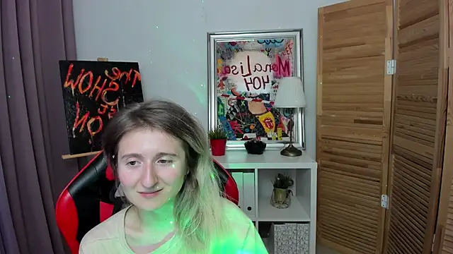 צ'אט XXX בשידור חי של CamillaDreamer