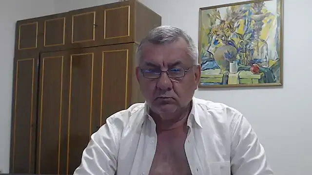 Онлайн чат XXX machomale3