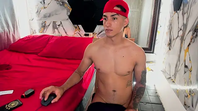 Онлайн чат XXX Goldendesirexx