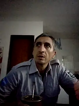 Alejandro83bsf's Live XXX Chat