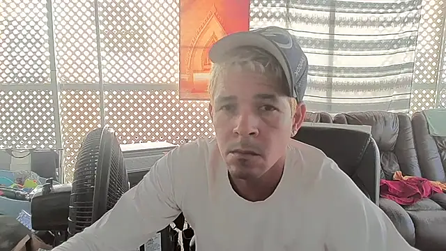 cubano1082's Webcam Show