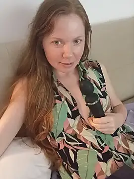 ElaizaFlanagan's Live XXX Chat