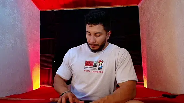 ZaneMaveric Chat XXX in diretta