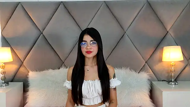 OliviaDiaz's Live XXX Chat