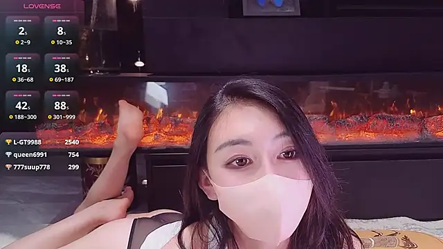 Anan-077 Chat XXX in diretta