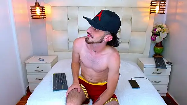 Онлайн чат XXX Lucas_Knight