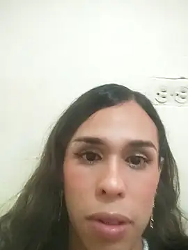 pretty_ariiel Webcam show